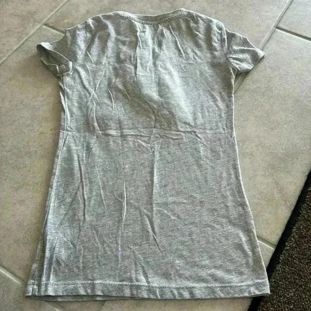 Aeropostale Graphic Tee - Picture 2 of 3
